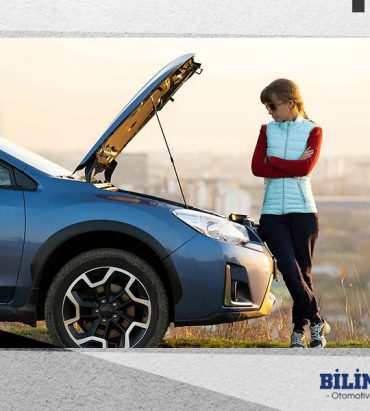 motor arıza tespiti yapan kadın araba renkli